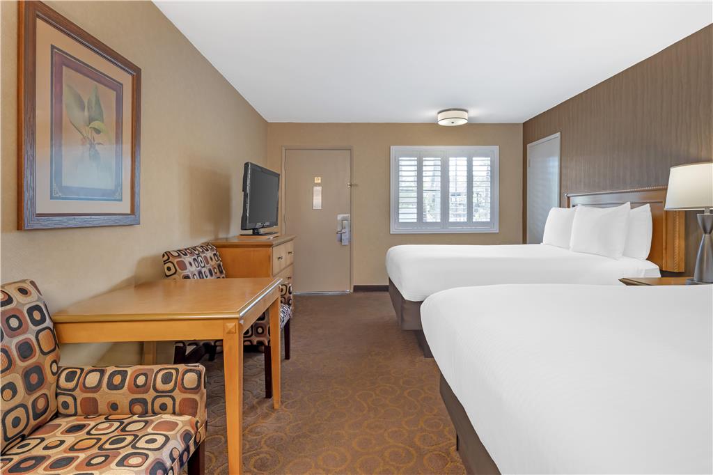 Фото Best Western Plus Pavilions