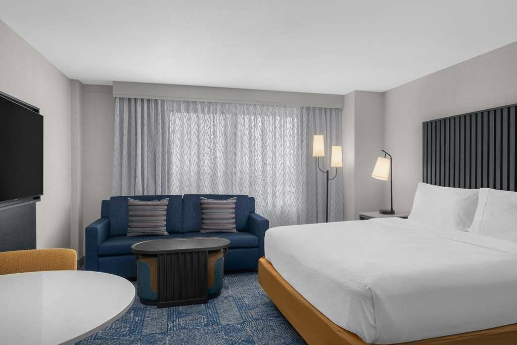Фото Embassy Suites by Hilton El Paso
