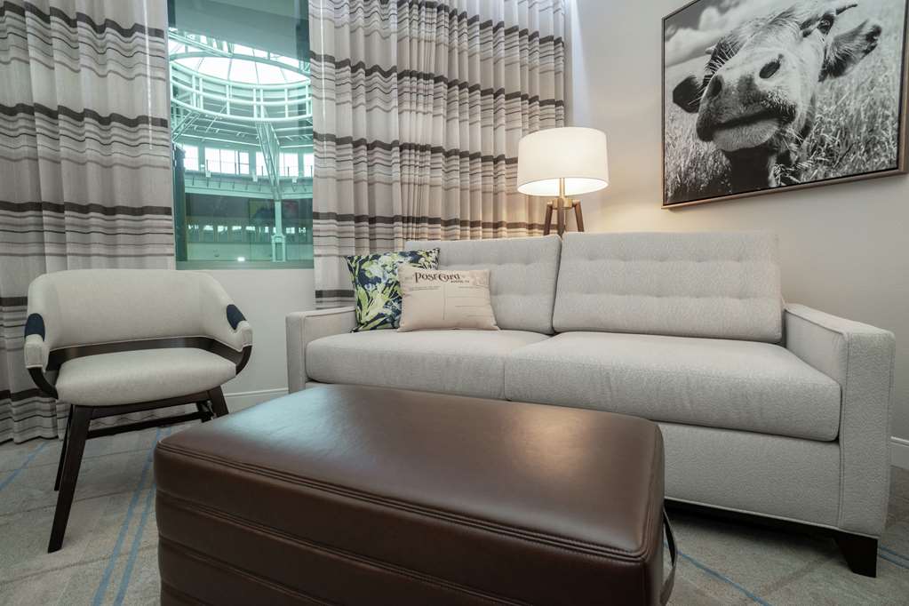 Фото Отель Hilton Austin Airport