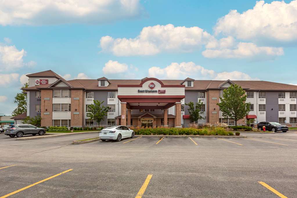 Фото Best Western Plus Burlington Inn & Suites