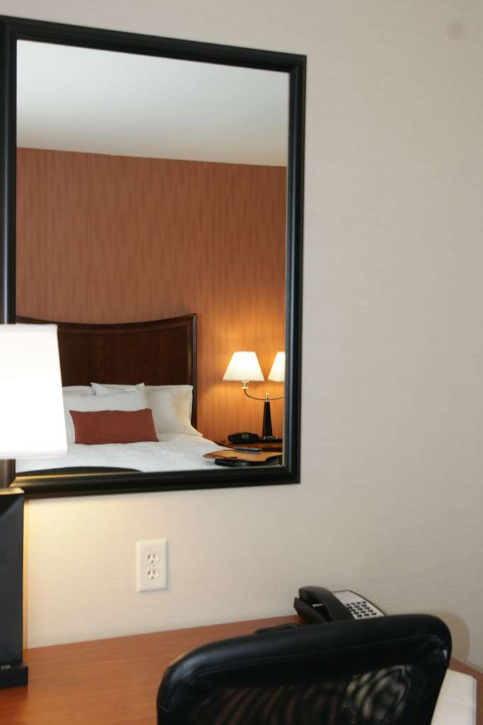 Фото Hampton Inn & Suites Folsom