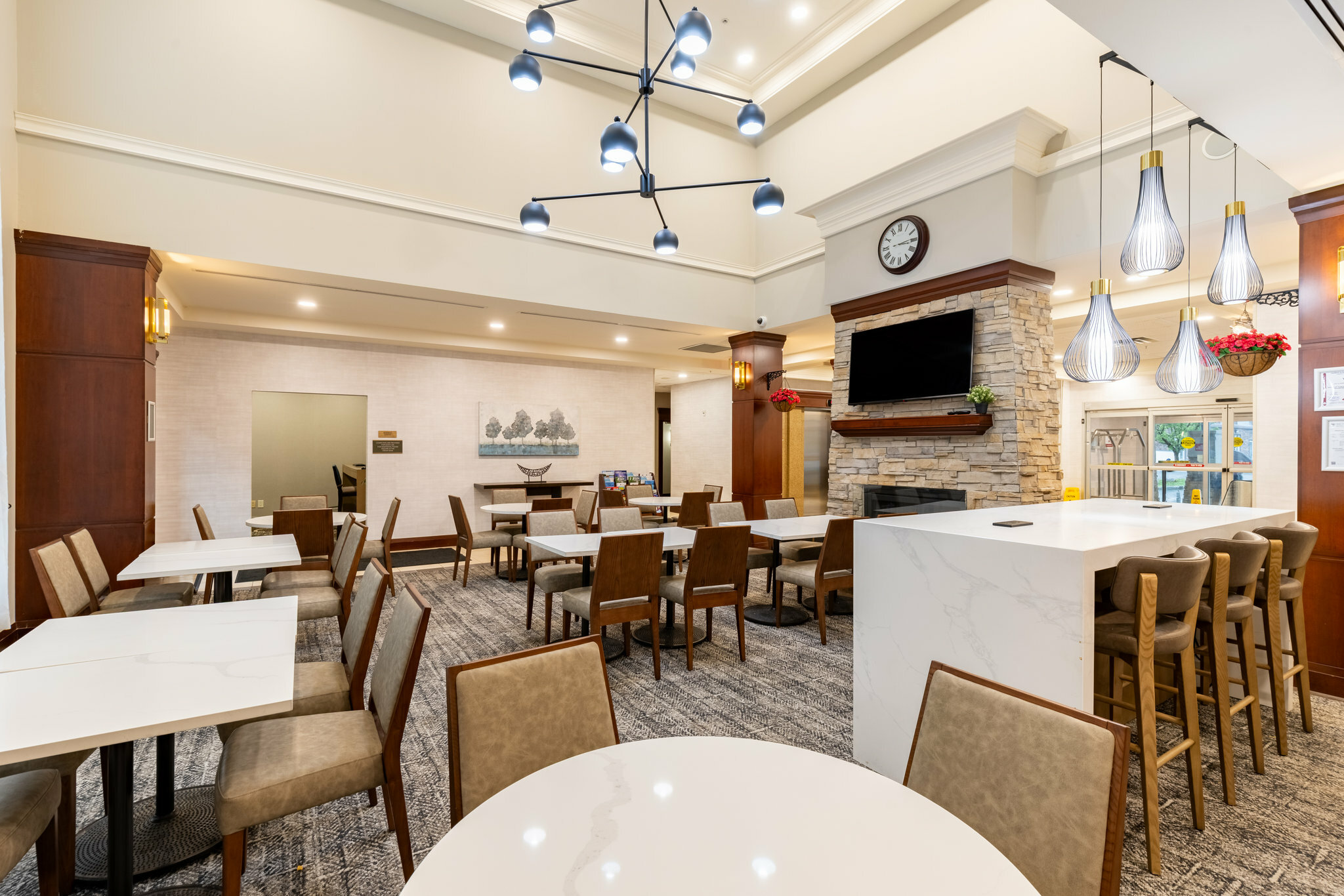 Фото Staybridge Suites London