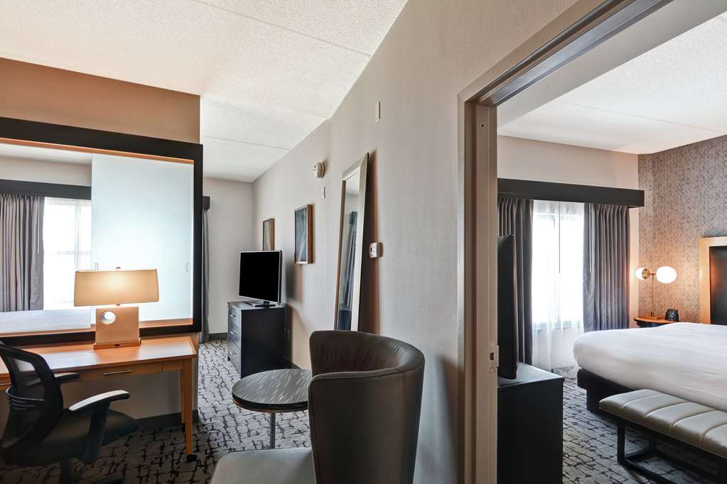 Фото DoubleTree by Hilton Hotel Baton Rouge