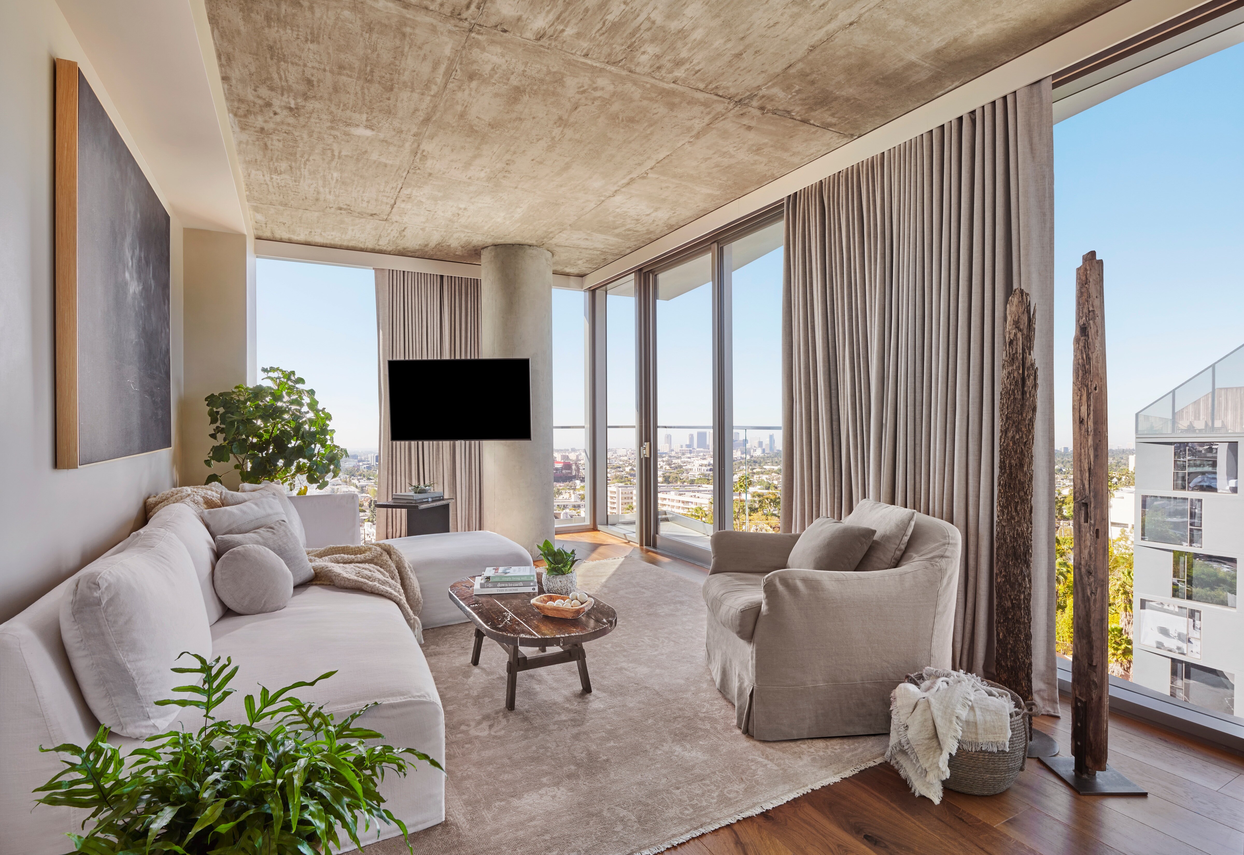 Фото 1 Hotel West Hollywood