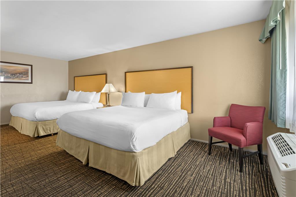 Фото Best Western Petaluma Inn