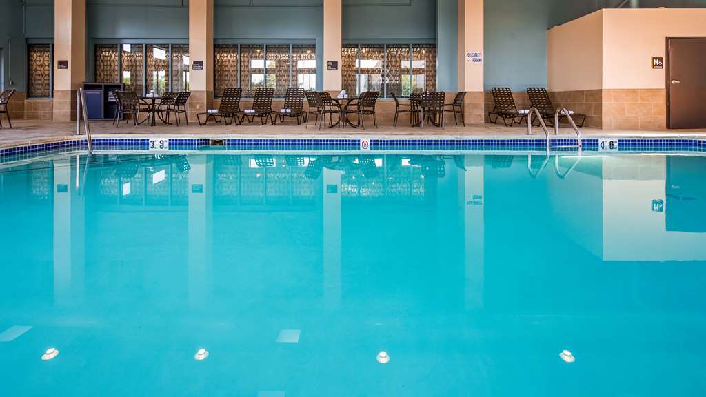 Фото Best Western Warren Hotel