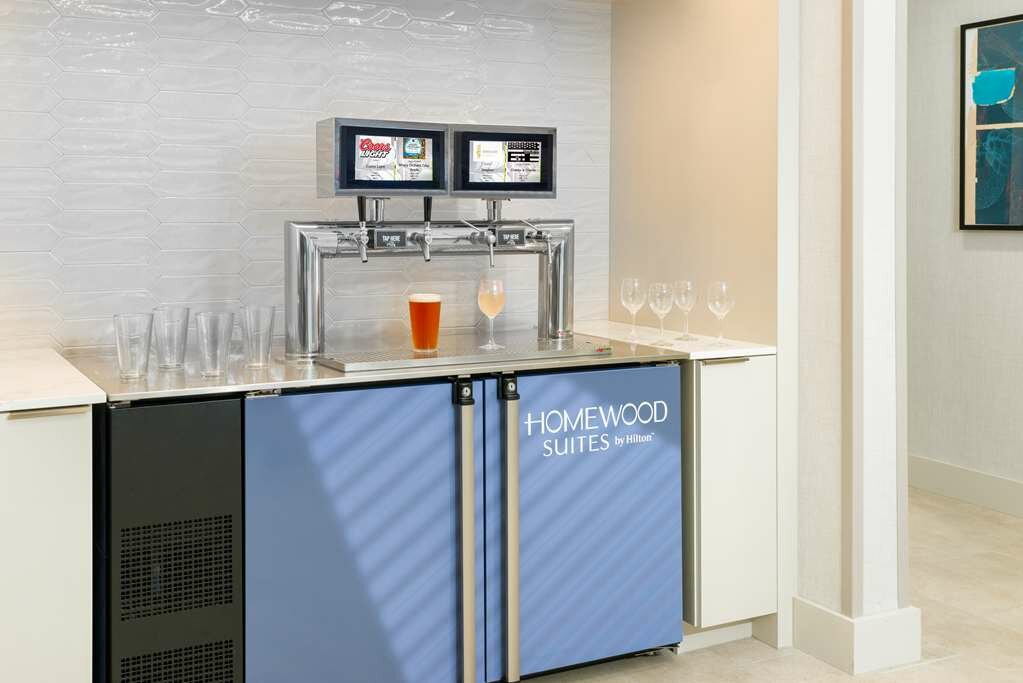 Фото Homewood Suites by Hilton Orlando-Nearest To Univ Studios