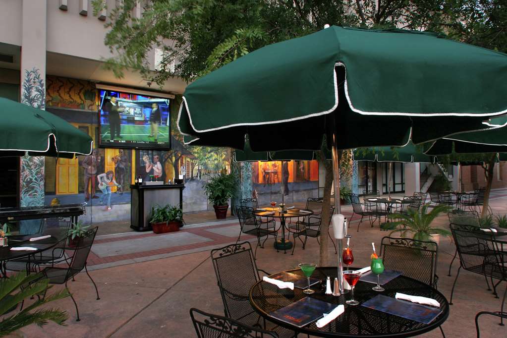 Фото DoubleTree by Hilton Hotel Tallahassee