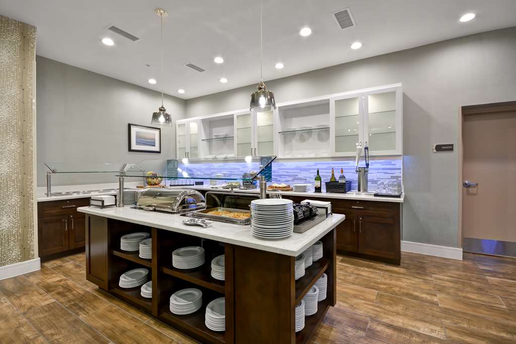 Фото Homewood Suites by Hilton Galveston