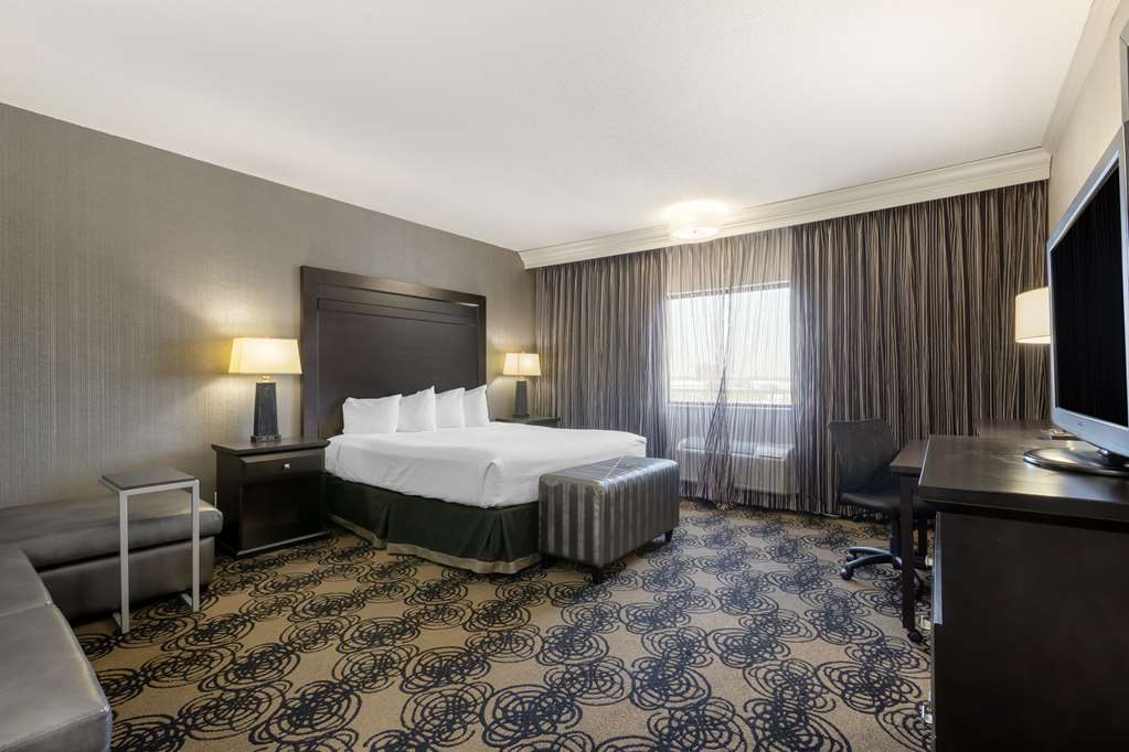 Фото Best Western Plus Midwest Inn
