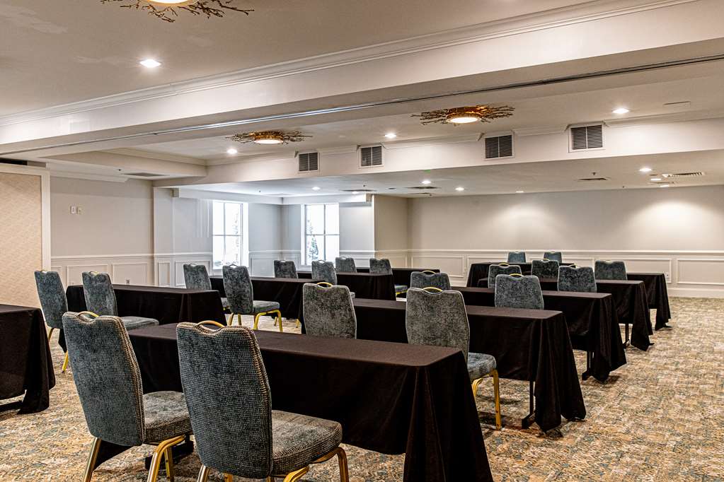 Фото Hampton Inn & Suites Charleston/West Ashley