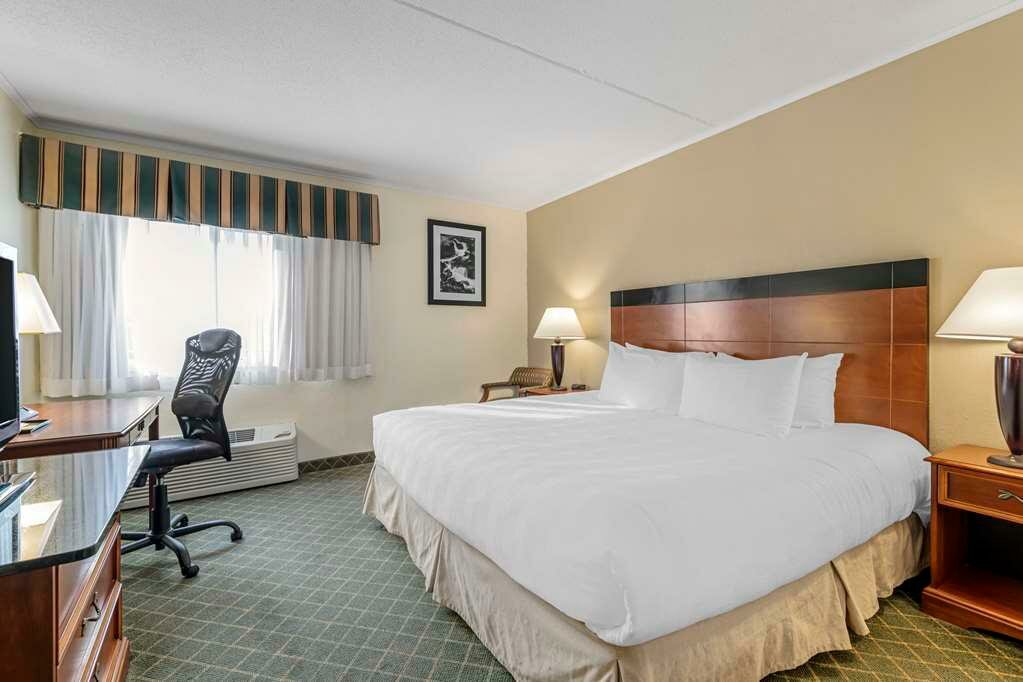 Фото Best Western Plus Augusta Civic Center Inn