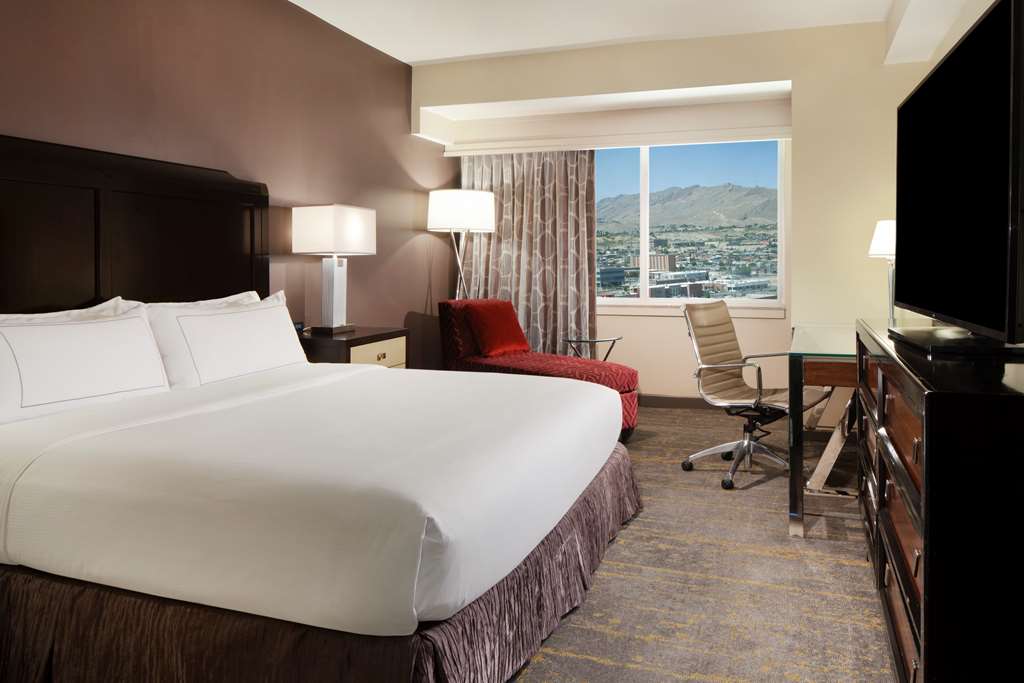Фото DoubleTree by Hilton El Paso Downtown