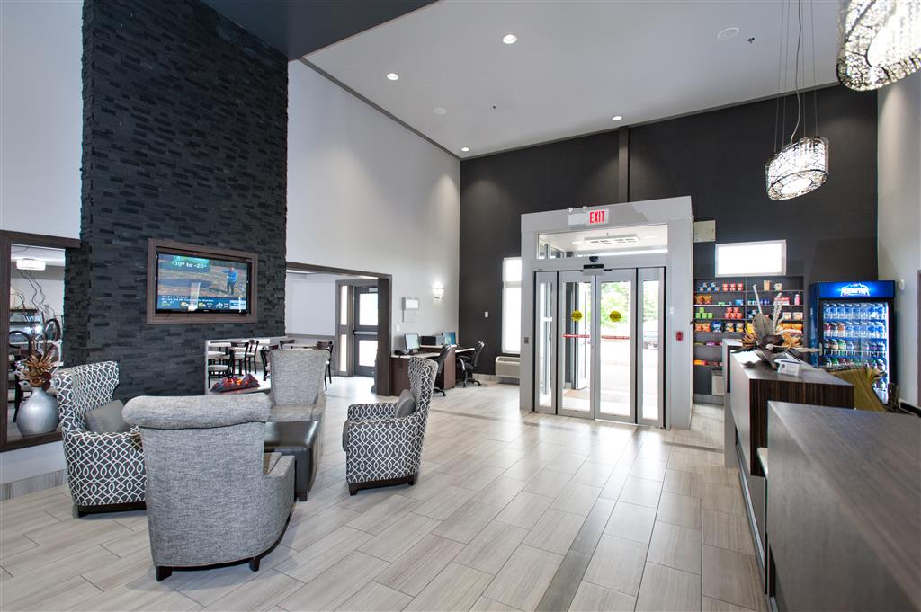 Фото Best Western Plus Moncton
