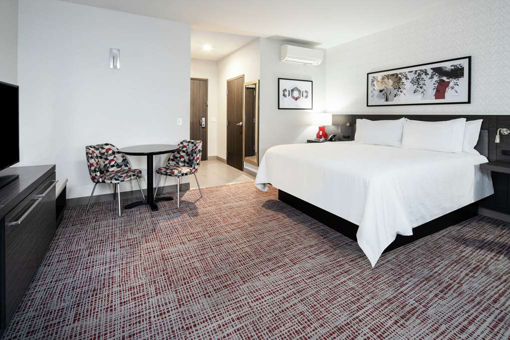 Фото Hilton Garden Inn Irvine Spectrum Lake Forest