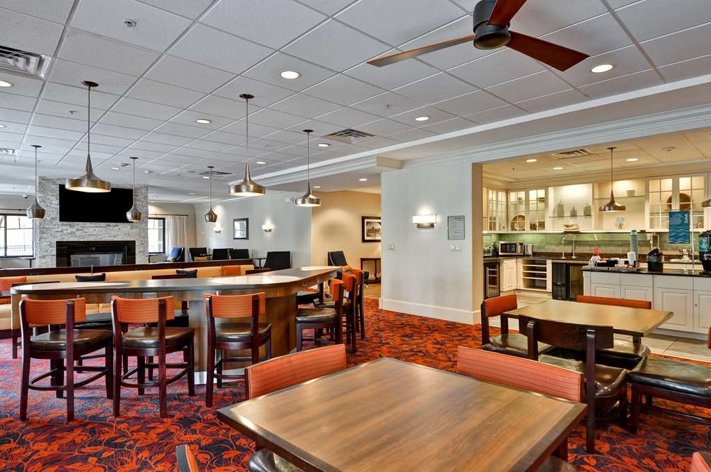 Фото Homewood Suites by Hilton Cambridge-Arlington