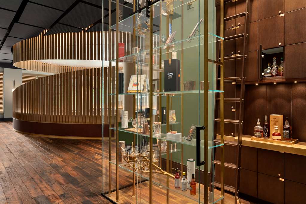 Фото The Harpeth Franklin Downtown, Curio Collection by Hilton