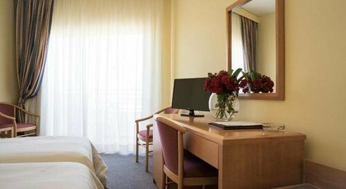 Гостиница Aloe Hotel в Пафосе