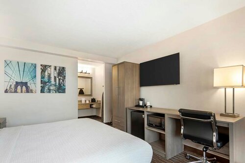 Гостиница Best Western Mill River Manor в Болдуине