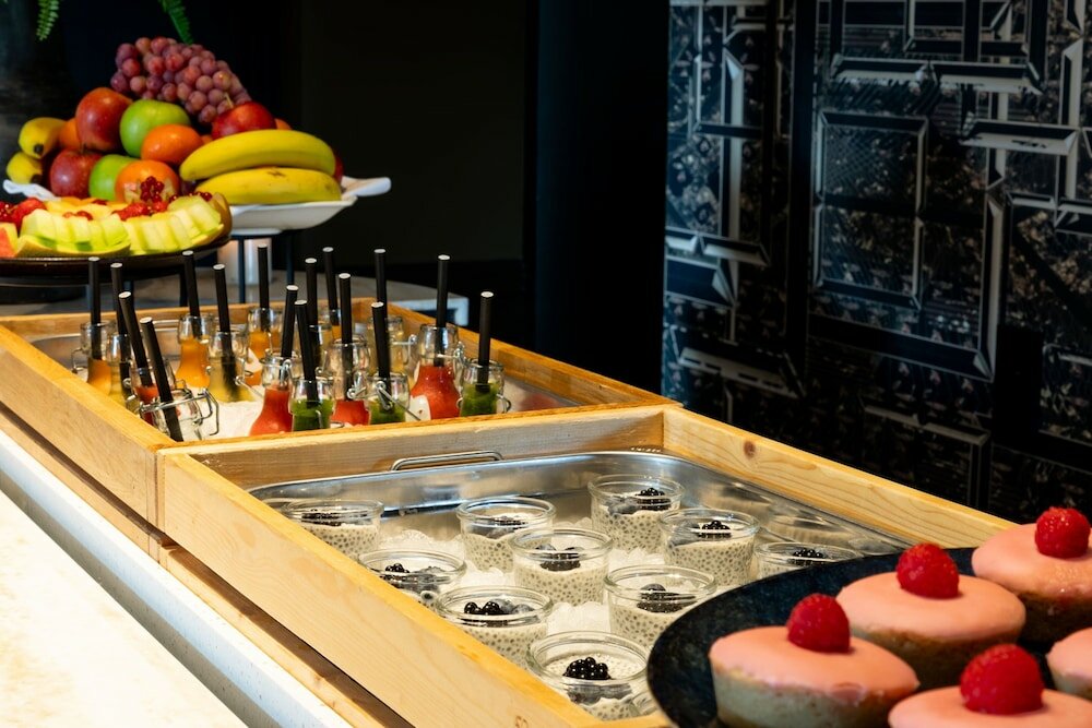 Фото Apollo Hotel Amsterdam, a Tribute Portfolio Hotel