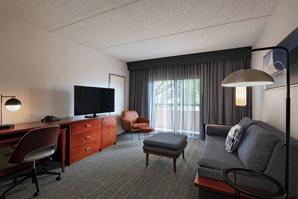 Фото Courtyard by Marriott Medical Center San Antonio