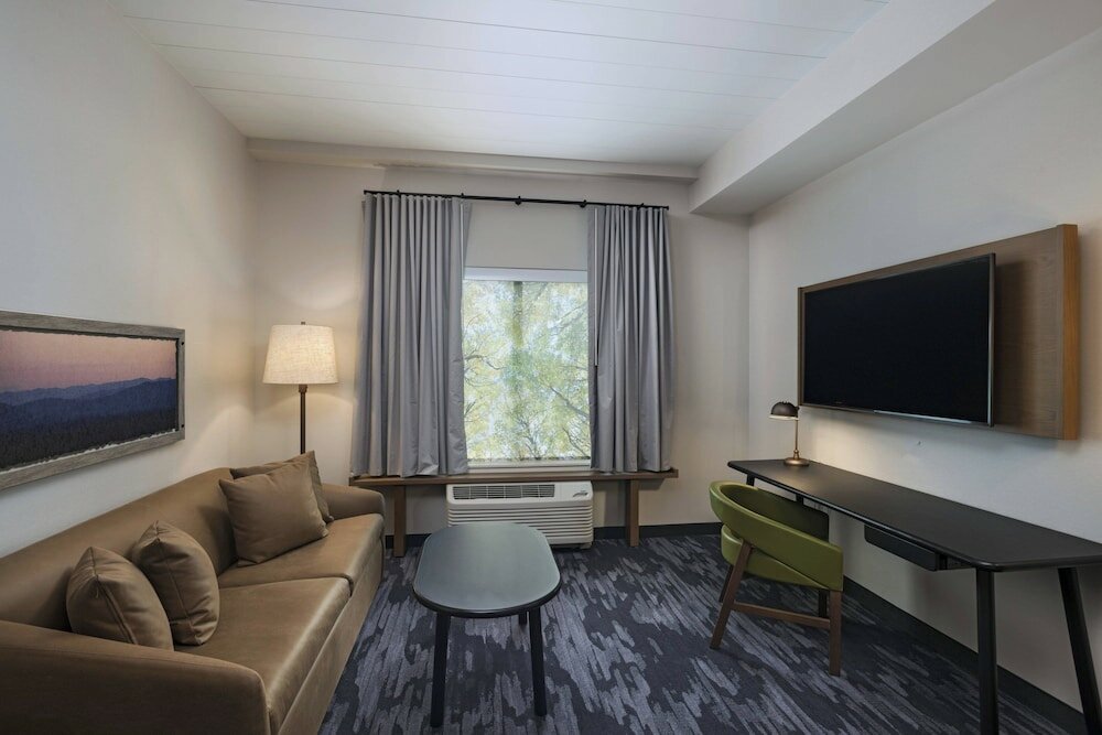 Фото Fairfield Inn & Suites by Marriott St. Louis Downtown