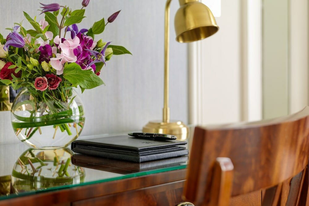 Фото The Shelbourne Dublin, A Renaissance Hotel