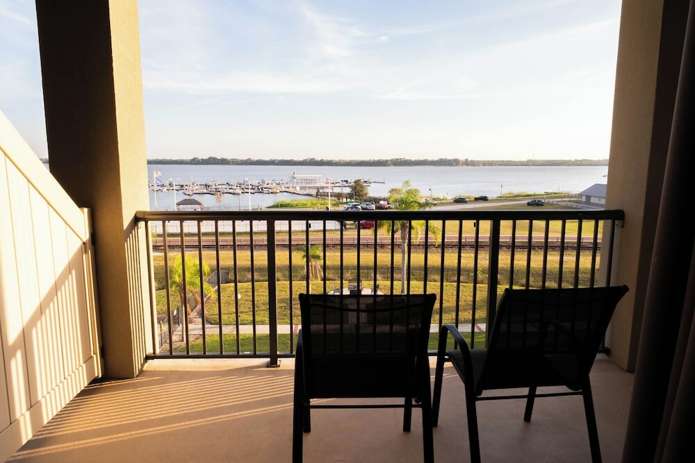 Фото Key West Resort on Lake Dora