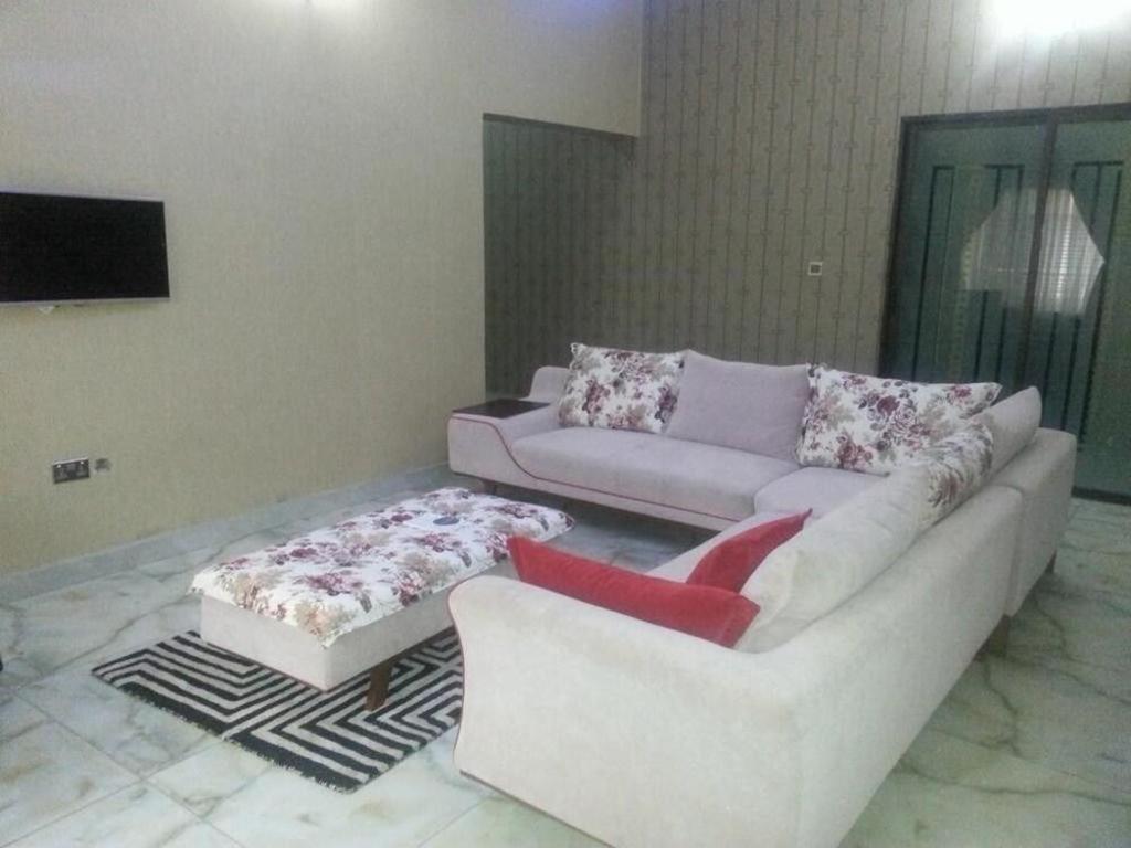 Фото Tenache Hotels