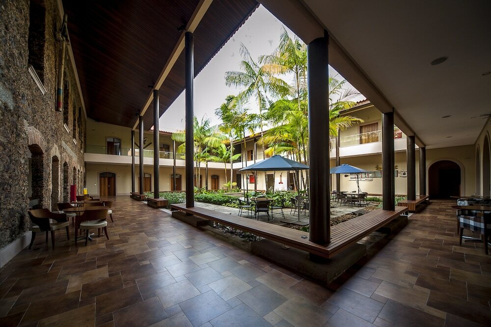 Фото Atrium Quinta de Pedras Hotel