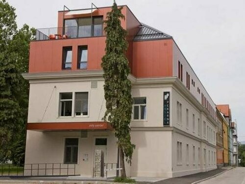 Гостиница Hostel Pekarna в Мариборе