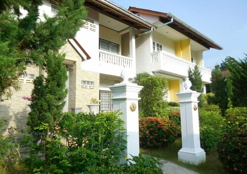 Holiday Village & Natural Garden Resort