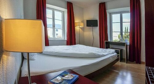 Гостиница Bären Self Check-in Hotel в Золотурне