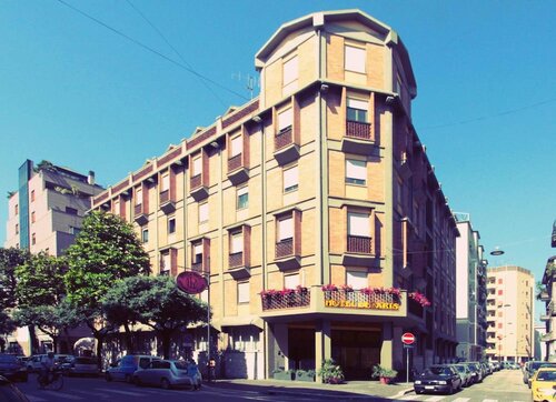 Гостиница Hotel de Paris в Терни