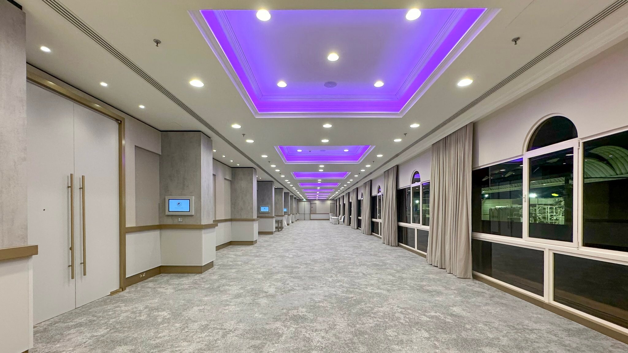 Фото Crowne Plaza Bahrain