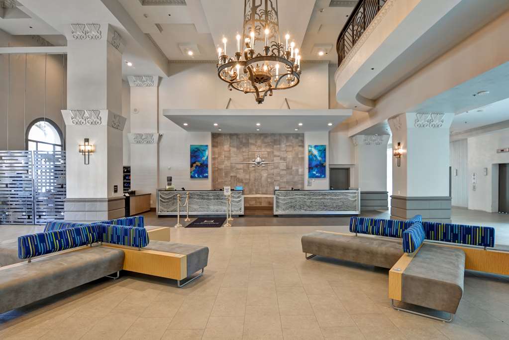 Фото Embassy Suites by Hilton Miami International Airport