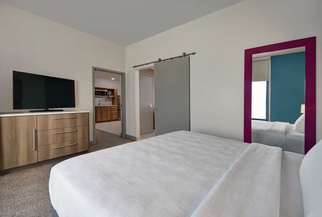 Фото Home2 Suites by Hilton Raleigh North I-540