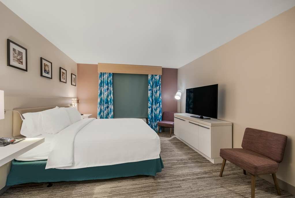 Фото Hilton Garden Inn Oklahoma City Midtown
