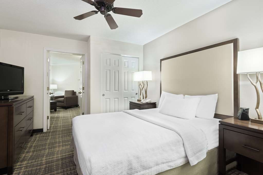 Фото Homewood Suites by Hilton Raleigh/Crabtree Valley