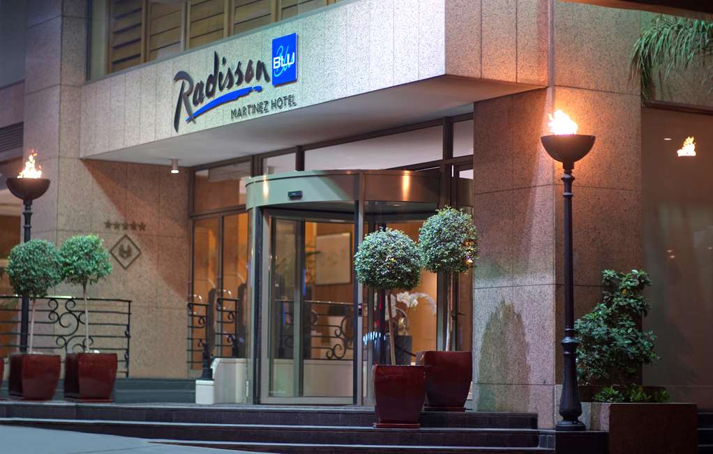 Фото Radisson Blu Martinez Hotel, Beirut