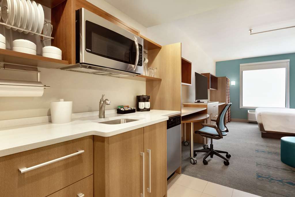 Фото Home2 Suites by Hilton New Brunswick, Nj