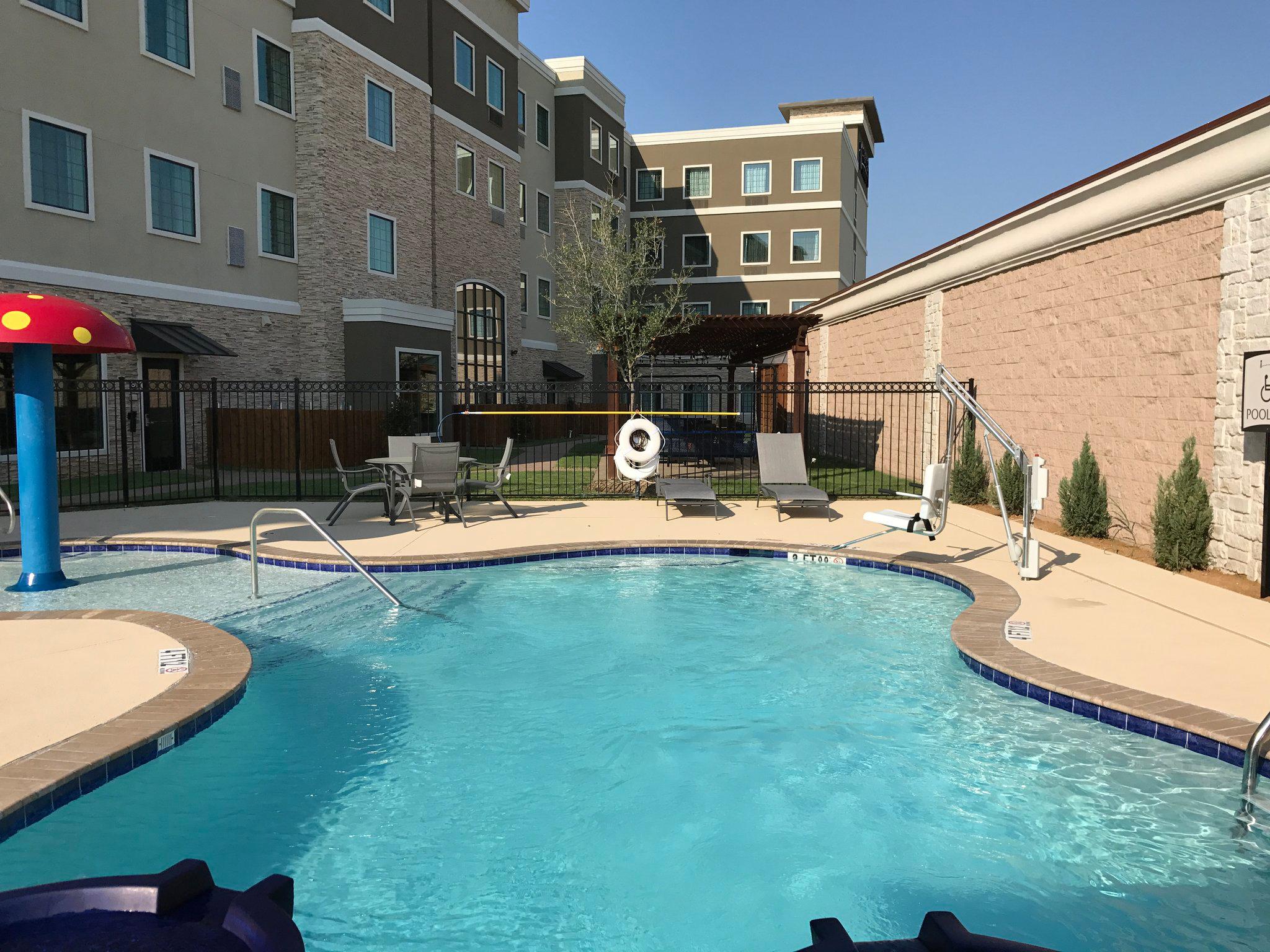 Фото Staybridge Suites Plano - The Colony, an Ihg Hotel