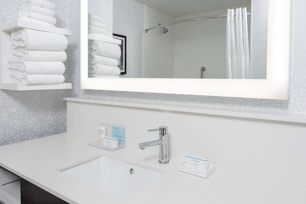 Фото Hampton Inn & Suites Gilroy