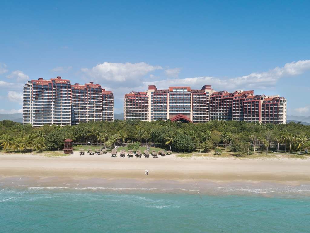 Фото Pullman Oceanview Sanya Bay Resort & SPA