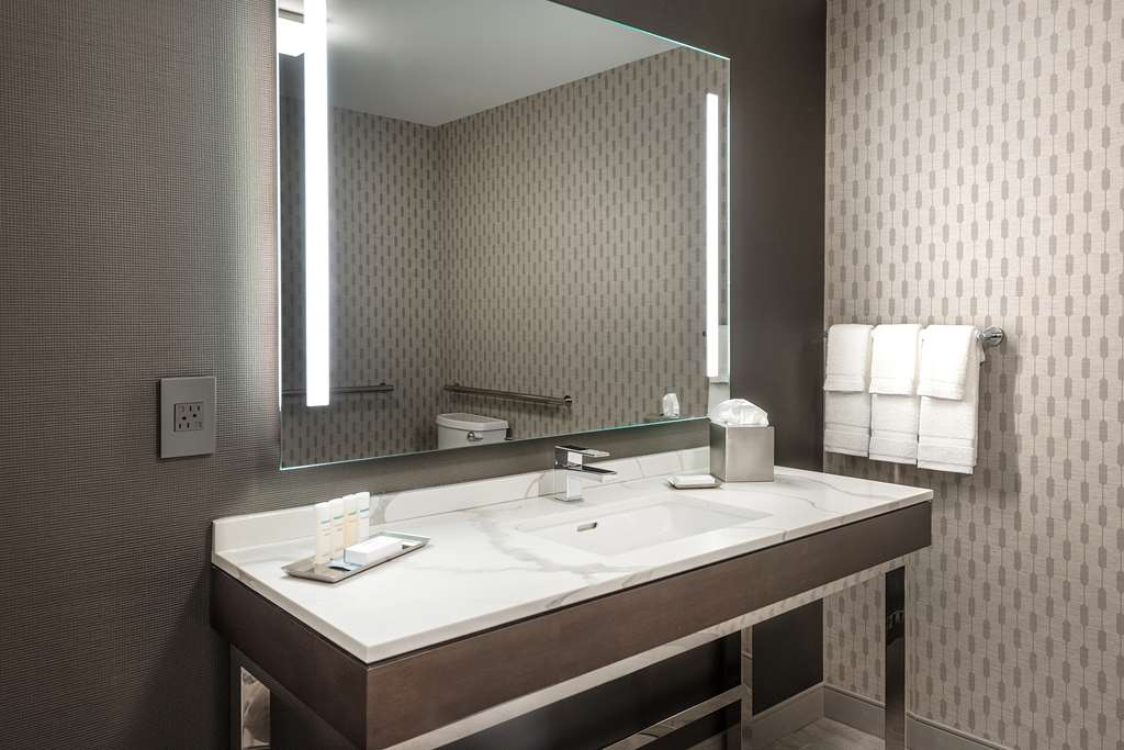 Фото Hilton Garden Inn Hanover Lebanon