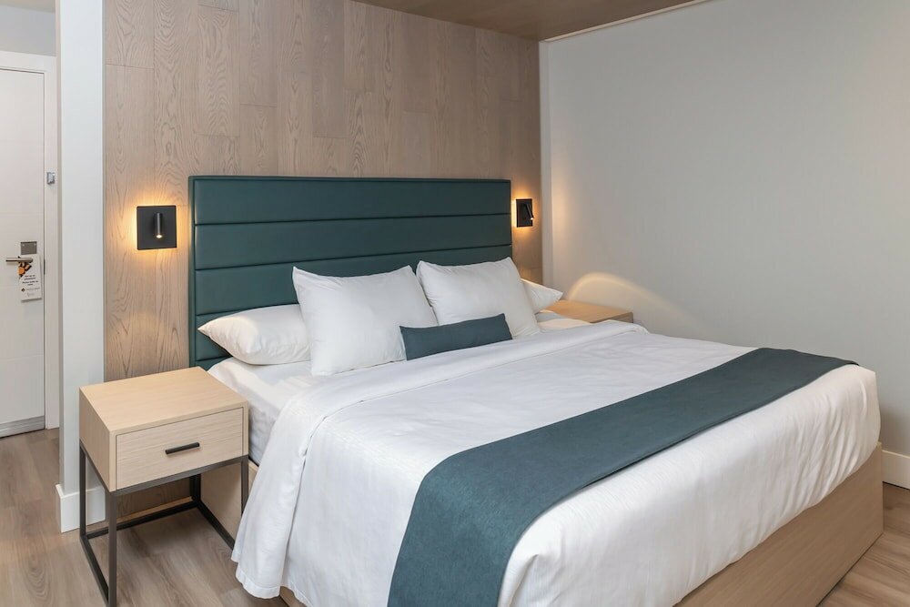 Фото Harrison Beach Hotel
