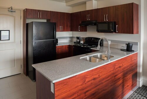 Гостиница Chateau Nova Yellowknife в Йеллоунайф