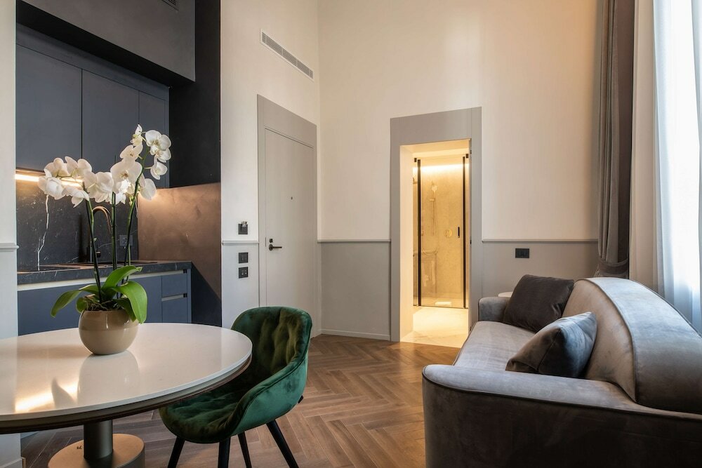 Фото Luxury Apartments Palazzo Nani