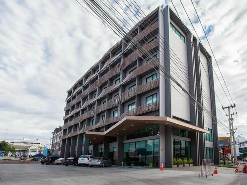 Гостиница Leosor Hotel в Накхонратчасиме