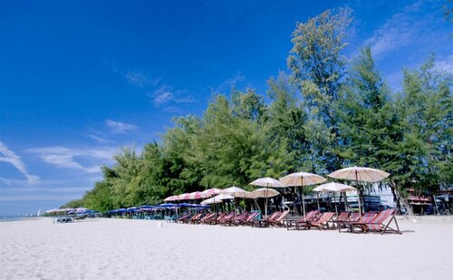 Sea & Sand Hotel